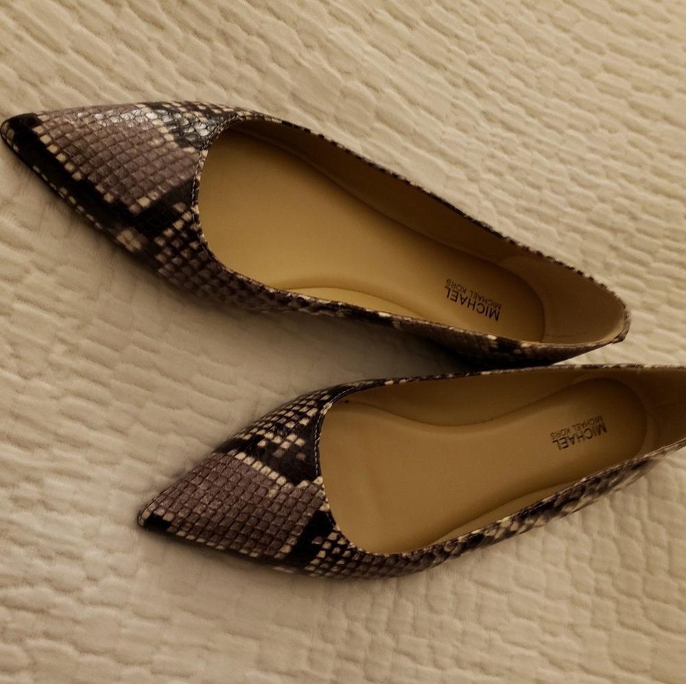Michael Kors Flats